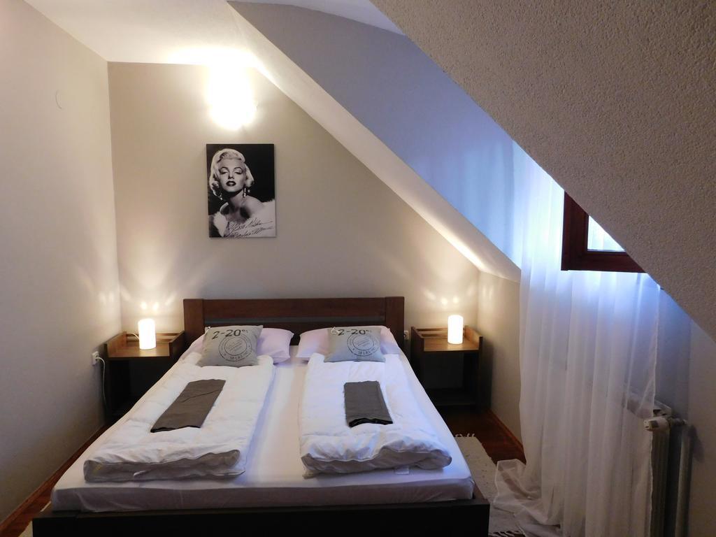 Apartments And Rooms Stefanac Slunj Exterior foto